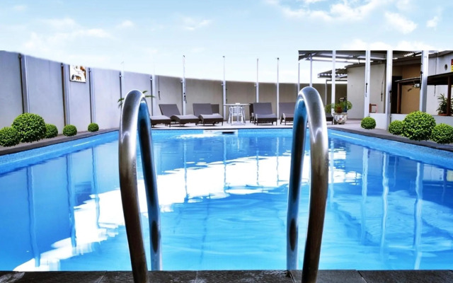Grand Elite Hotel