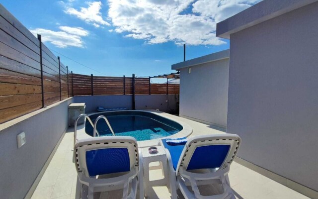 Pop Villa in Zadar for 3 Person