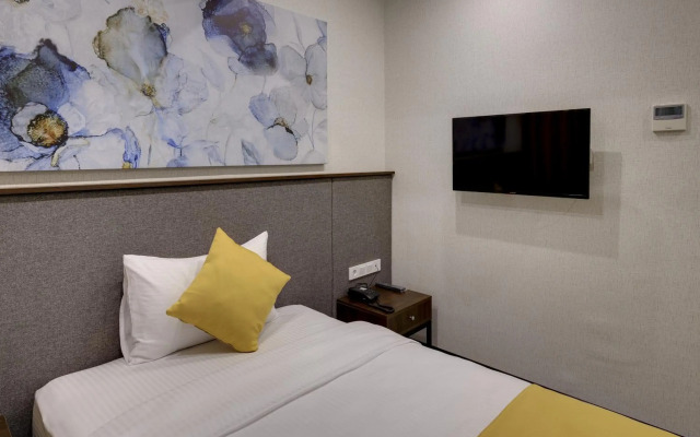 Leo suites Hotel