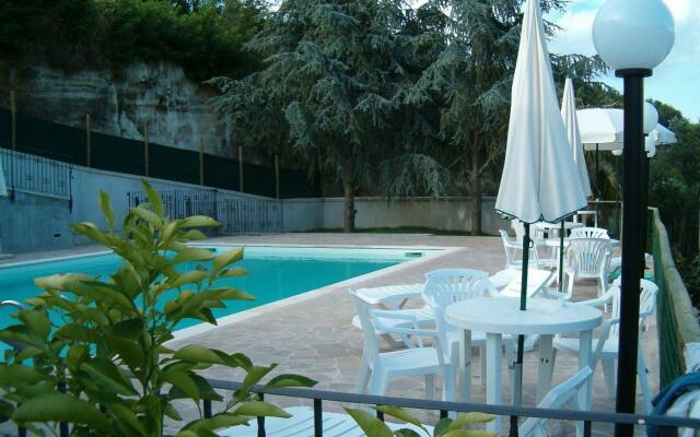 Le Coste