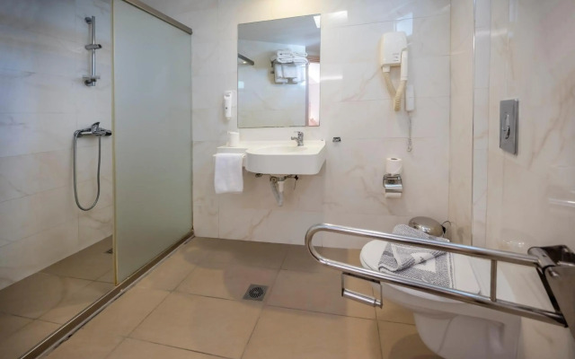 Maritina Hotel