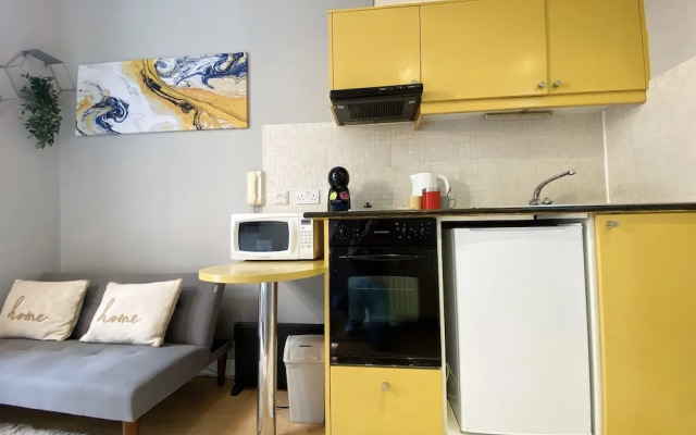 Modern studios Close to Hyde Park