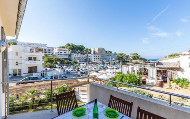 Molins 5 near the sea