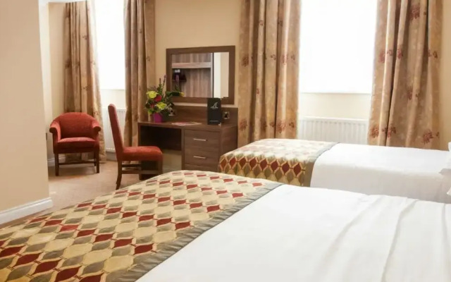 Adair Arms Hotel
