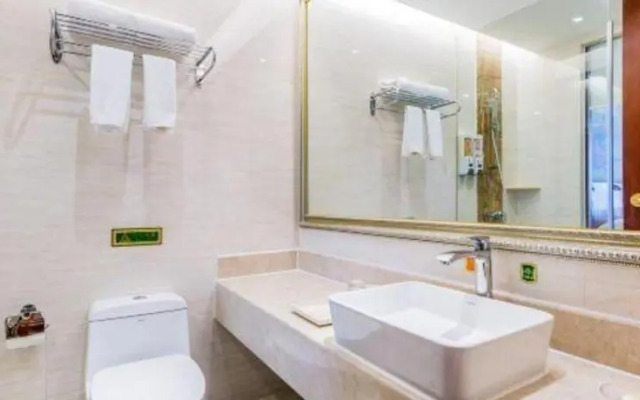 Vienna Hotel (Zhongshan Ancient Town Center)