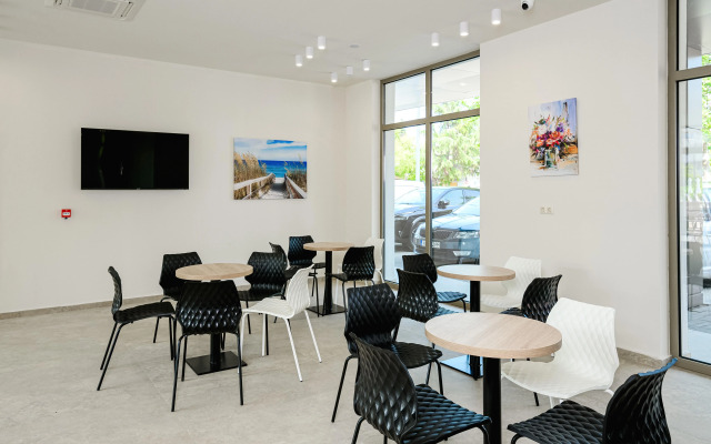 Hotel Laguna Park Sunrise