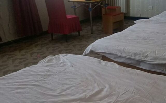 Zhangjiakou Baoshenghong Hotel