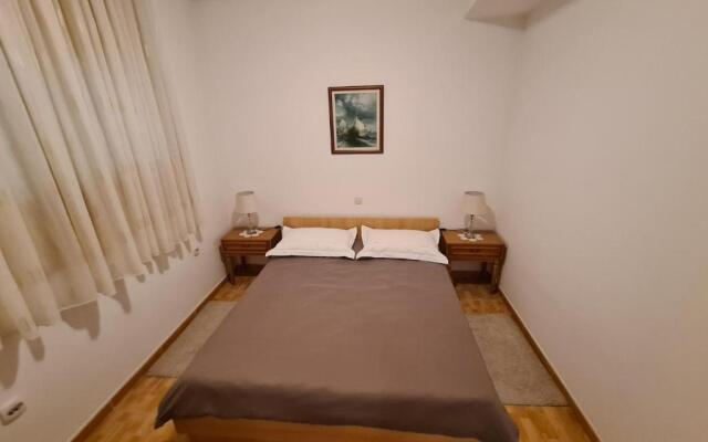 Apartments Srzic NO1