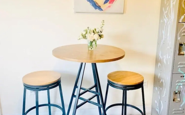 FLiXBed The Latinx - MIA Airport