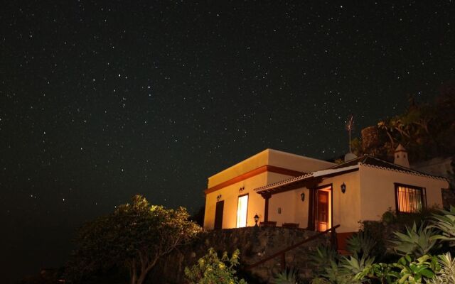 Casa Rural El Níspero by Isla Bonita