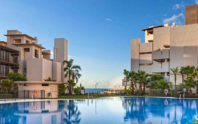 103 - Beach apartment with Spa & Gym