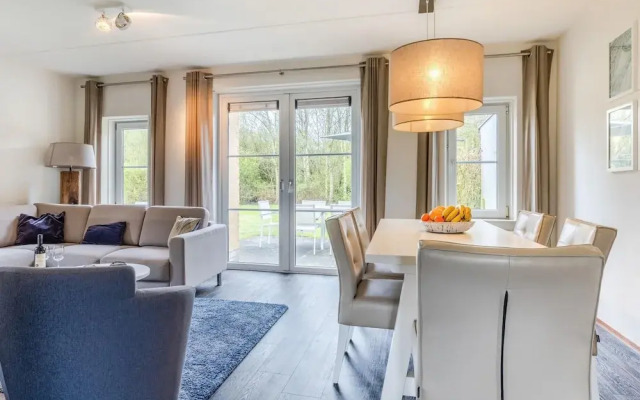 Restyled Villa With Sauna, 1km From the Beach