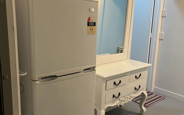 3 single and 2 sofa beds Studio Suite 7