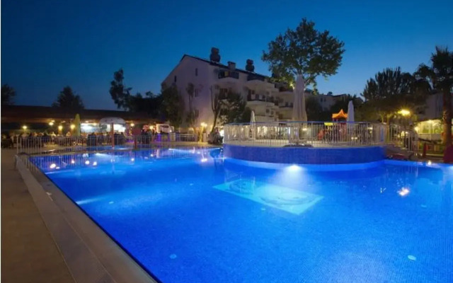 Side Suite Hotel