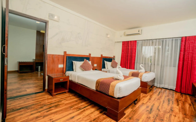 Hotel Jungle Crown