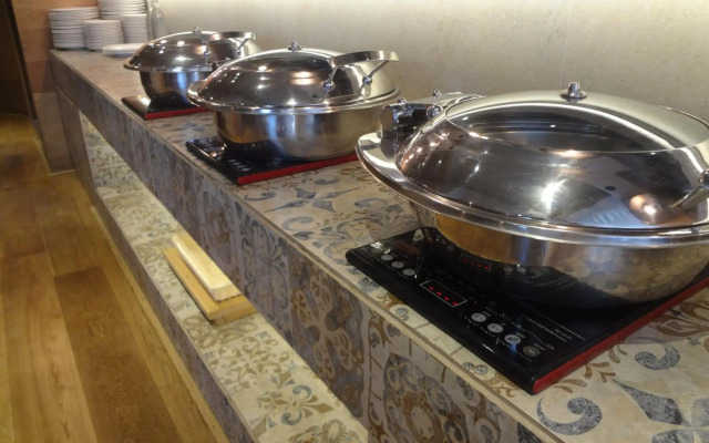 Hotel Suncity Apollo