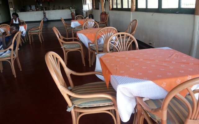 Parkside Safari Lodge