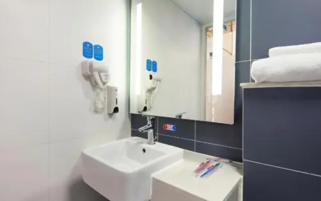 Hanting Hotel Baoding Chaoyang Bei Street