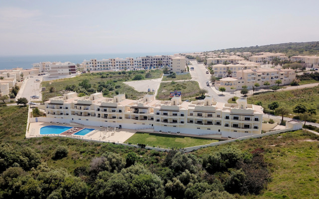 Lagos Bay Plaza