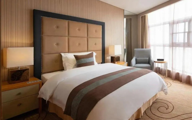 XinHua JianGuo Hotel