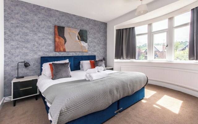 Bramcote House