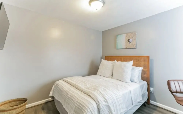 Beach Lair 3 Bedroom Townhouse by Redawning