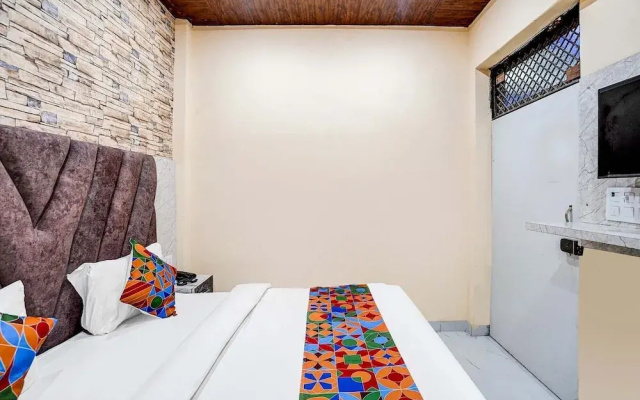 Fabhotel Ratraksh