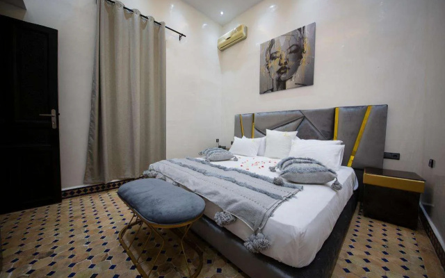 Riad Douirtna