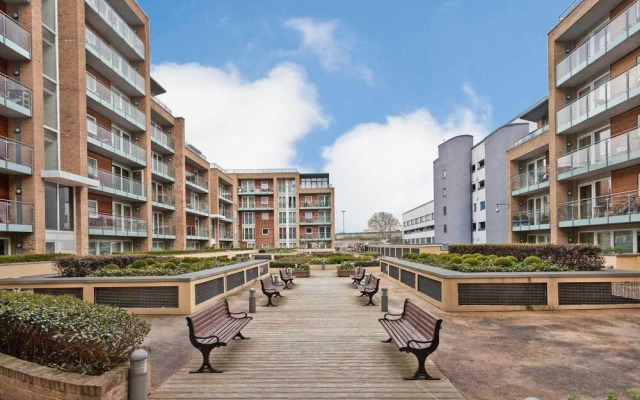 Nest Easy - Nine Elms
