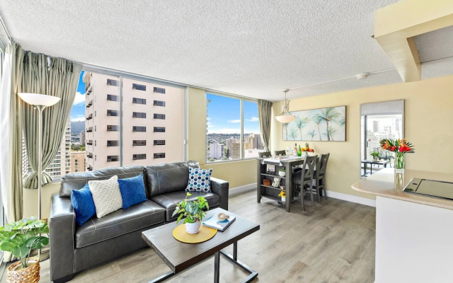 Pacific Monarch - 1 BR - Ocean & City Views