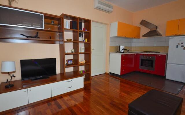 Apartments Tiramola Old Town