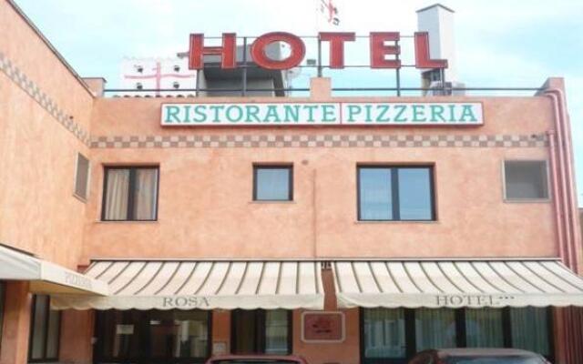 Rosa Hotel