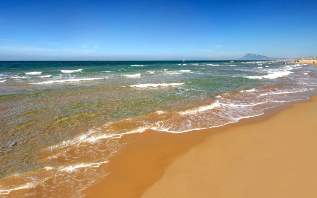 Apartamentos y Villas Oliva Nova Resort