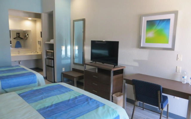 Hotel Blue - Woodlands