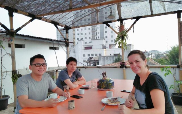 Chezbon Hostel