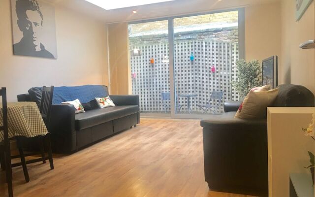 City Short Stays Brick Lane Apartments