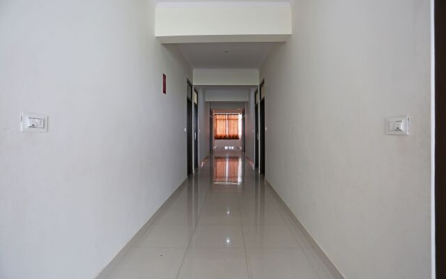 OYO 8425 Hotel Shiv Palace