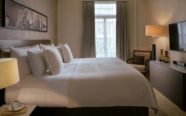 ALDEN Suite Hotel Spluegenschloss Zurich – Guest Rooms – Zurich
