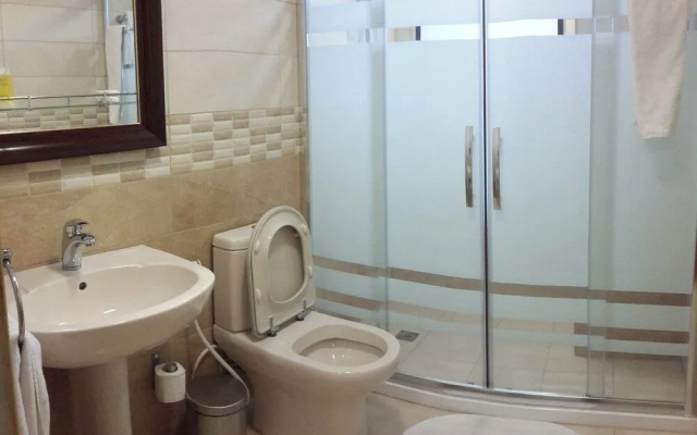 Rozana Hotel
