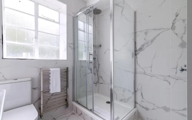 Stylish Kings Cross Flat