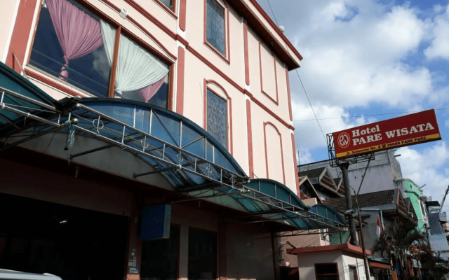 Hotel Parewisata