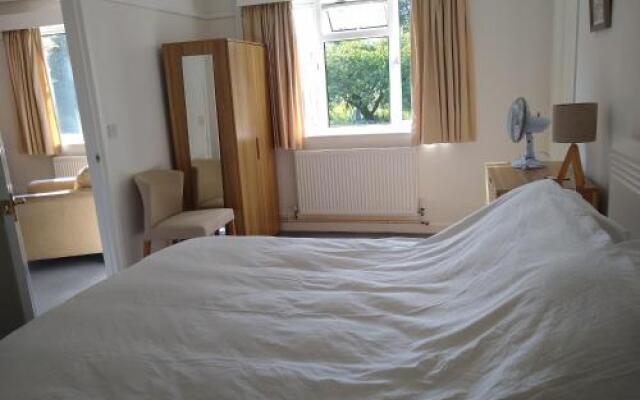 Robin Hill Cottage