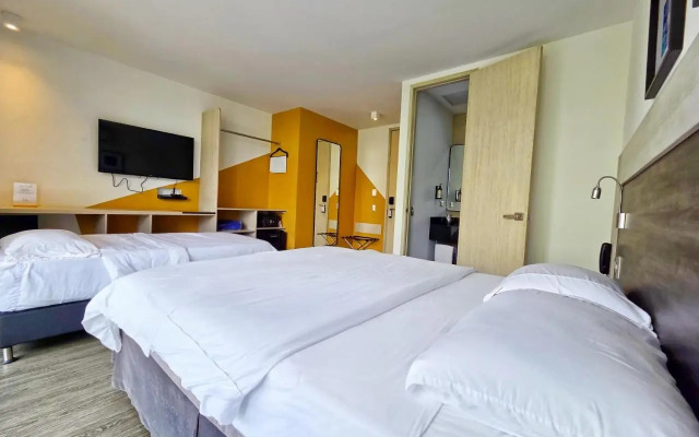 Aparta Suites Park 85