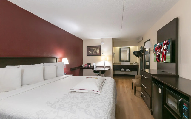 Red Roof Inn PLUS+ Philadelphia Airport