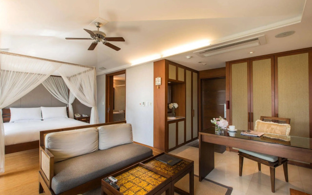 Seaes Hotel & Resort