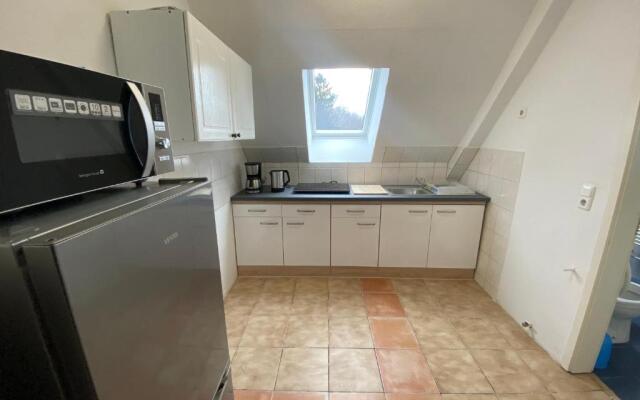 Othman Appartements Groß Buchholzer Straße 16a