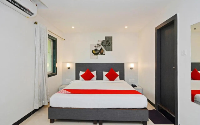 OYO 27751 Ashwarya Service Apartment