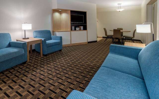 Hotel Carolina, a Days Inn by Wyndham
