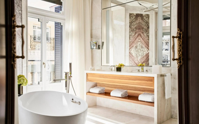 Four Seasons Hotel Madrid
