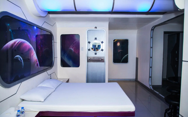 Astrotel Cubao